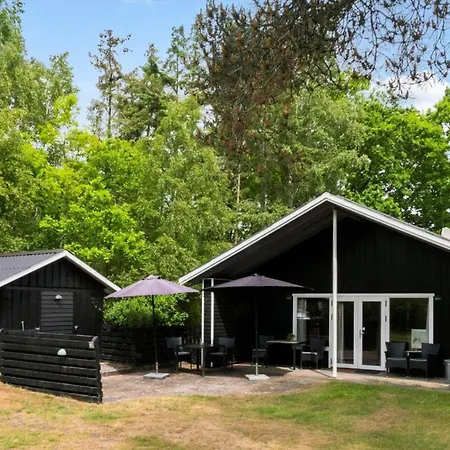 Dom wakacyjny 1552-aakirkeby-maegardsskoven-9 Vester Somarken