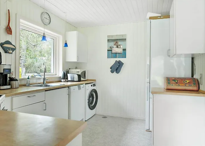 別荘 1552-aakirkeby-maegardsskoven-9 Vester Sømarken